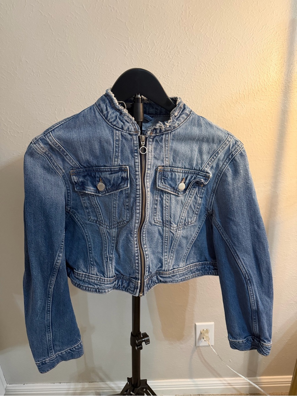 Zara Cropped Denim Zip-Front Jacket